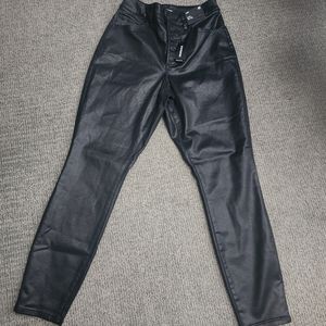 EXPRESS Black Coated Skinny Jeans Size 4